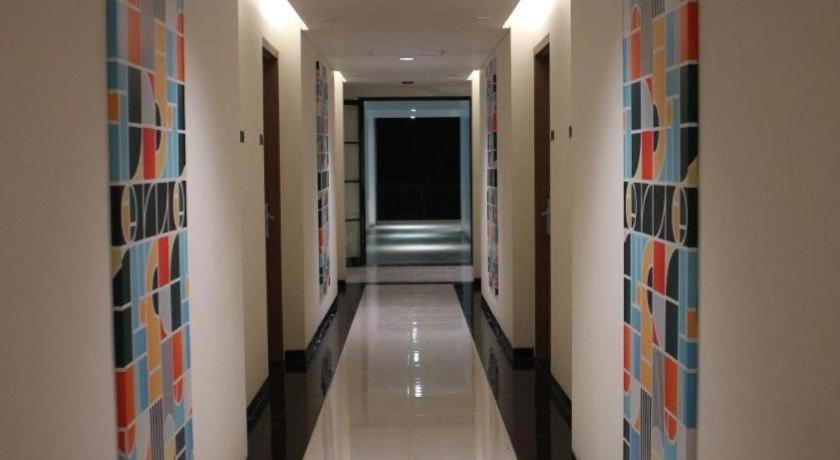 Hotel Bianco Costel Bogor Esterno foto