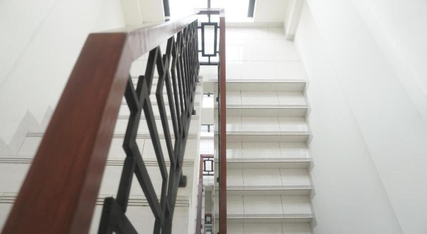 Hotel Bianco Costel Bogor Esterno foto