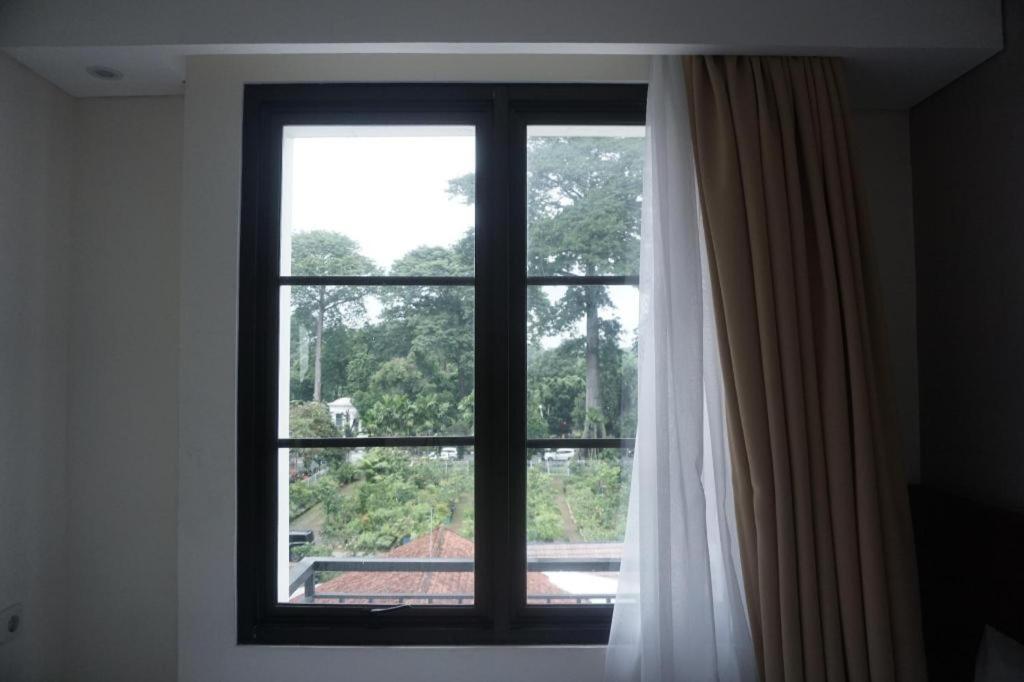 Hotel Bianco Costel Bogor Esterno foto