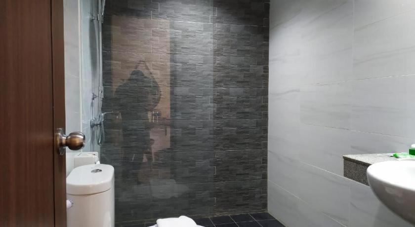 Hotel Bianco Costel Bogor Esterno foto